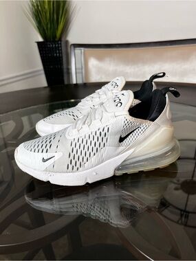 Nike Air Max 270 React White/Black Sneakers Women’s Sz 8